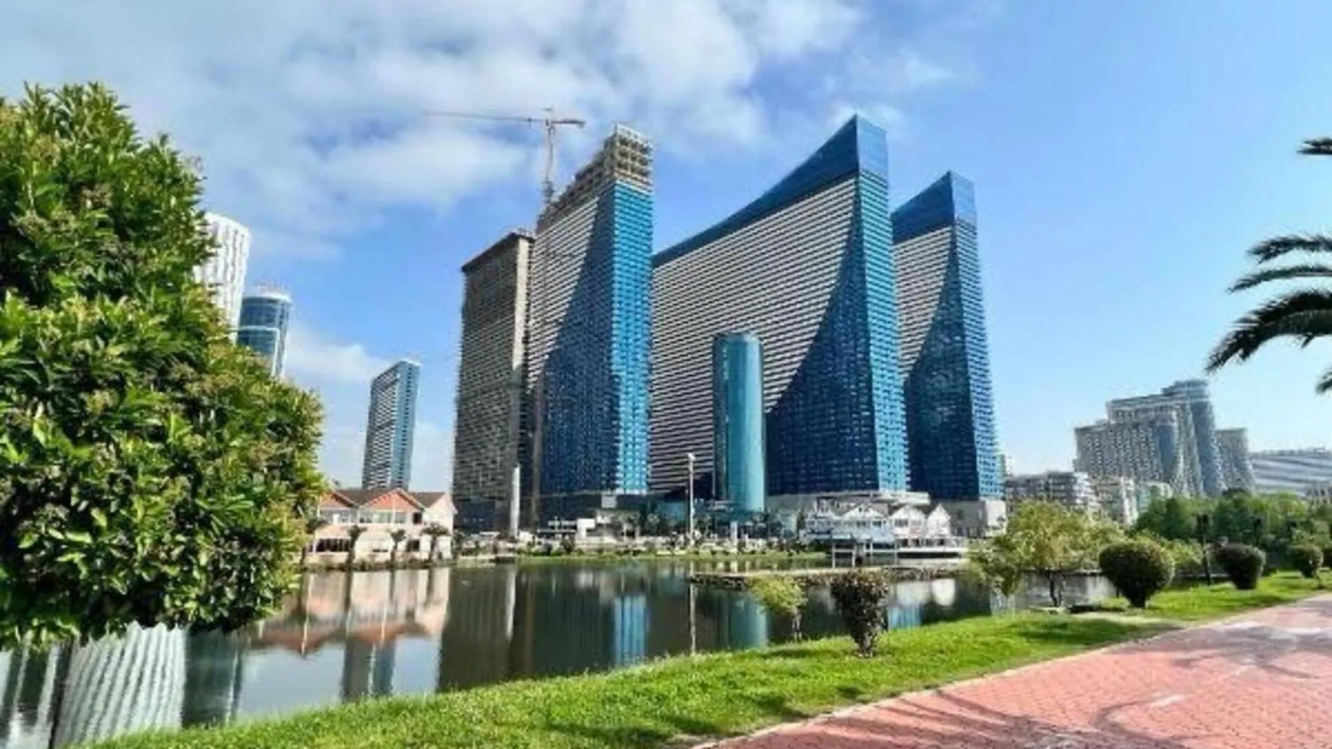 Orbi Aparthotel In Батуми